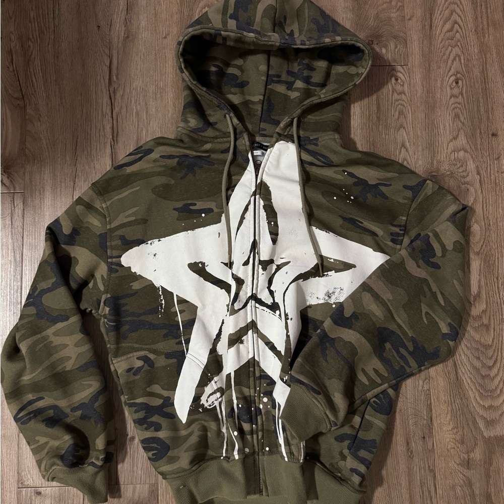 Urban Outfitters Camouflage Zip Up Hoodie